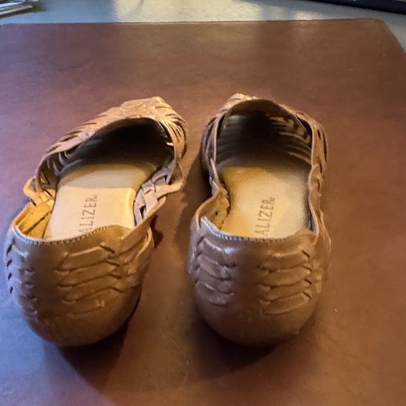 Naturalizer Women's Brown Woven Flats - Picture 3 of 8